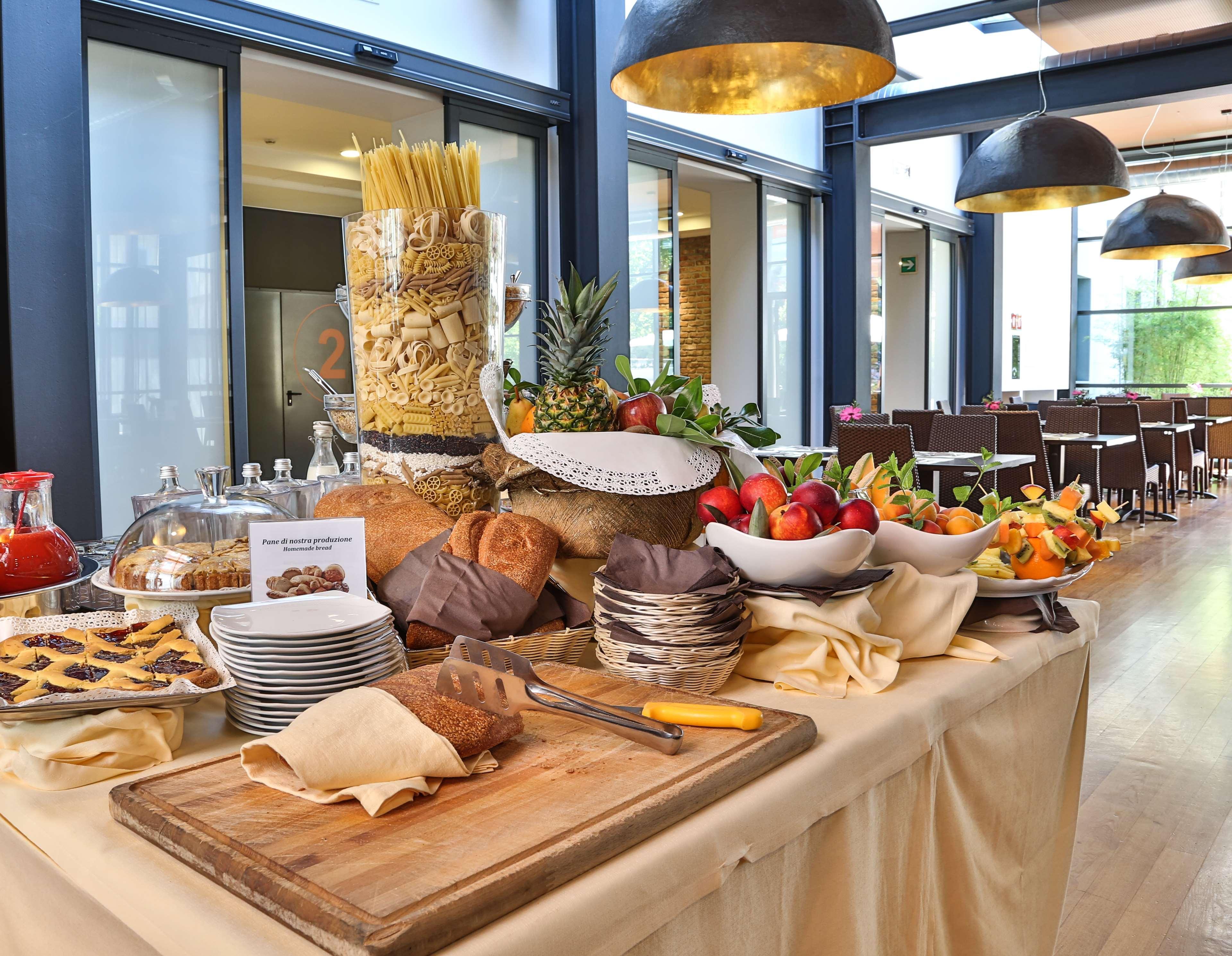 Hotel Western Falck Village Milano Sesto 4*