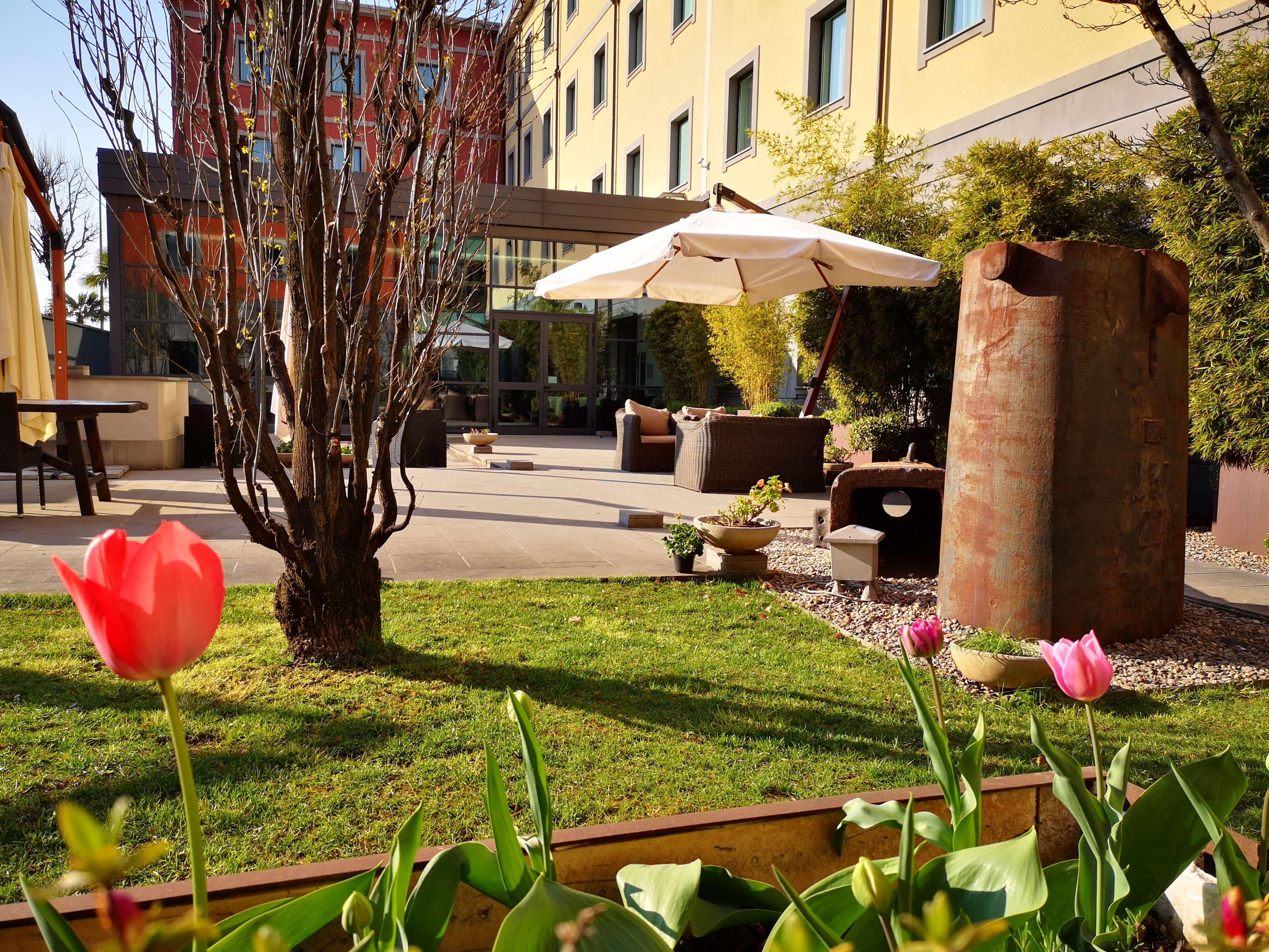 Hotel Western Falck Village Milano Sesto 4*